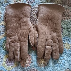 Genuine Sheepskin Shearling Handmade Ladies Gloves S/M